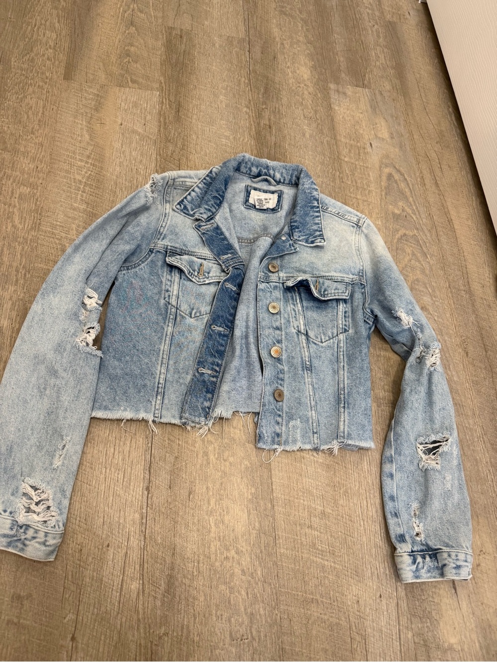 Forever 21 Light Blue Distressed Cropped Denim Jacket
